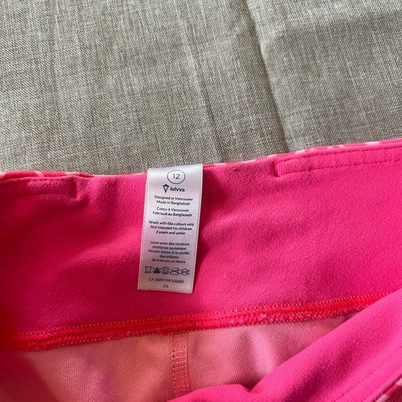 Ivivva By Lululemon Pink Patterned Cropped Legging - Picture 2 of 3
